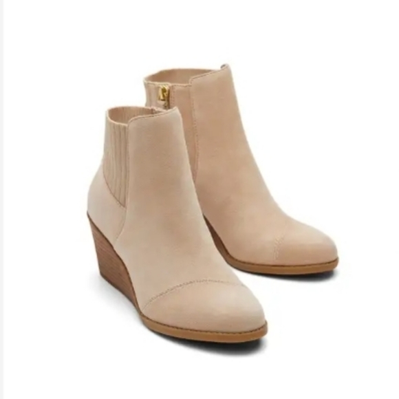 TOMS Natural Suede Bootie - Picture 2 of 11
